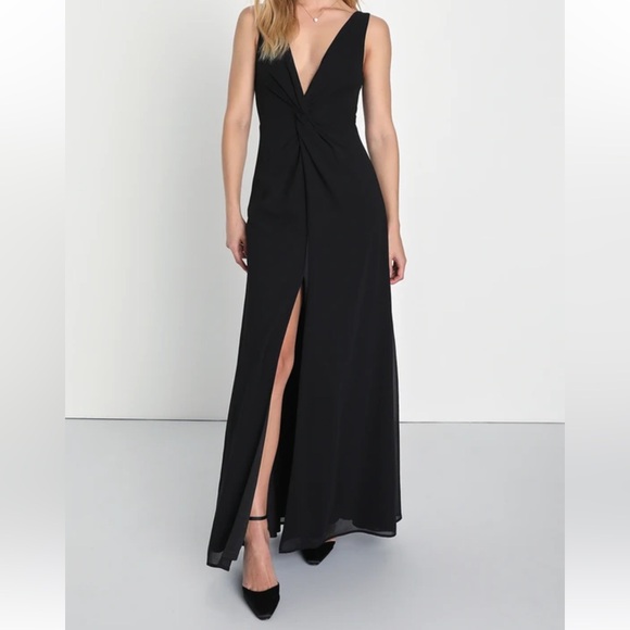 NWT Lulus Endearing Elegance Black Sleeveless Twist-Front Maxi Dress Size Medium - Picture 1 of 4